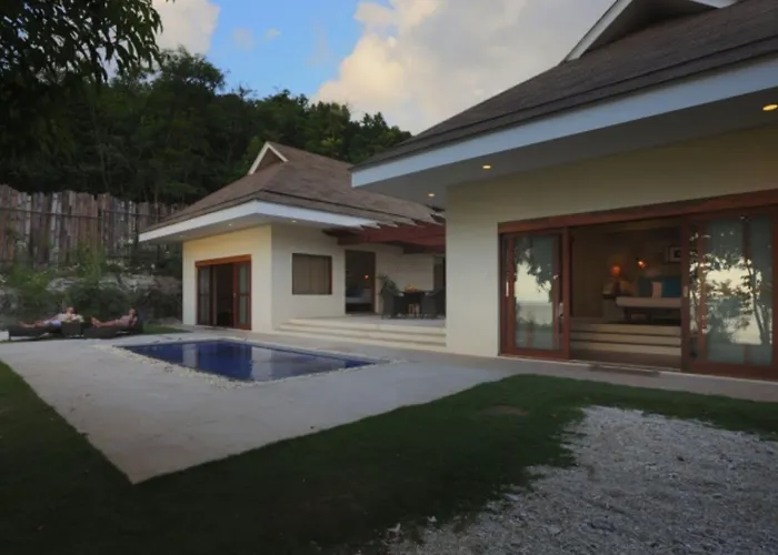 Resort Bluewater Sumilon Island